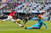 VIDEO: Newcastle 1-0 MU: Cú sốc ở St James's Park